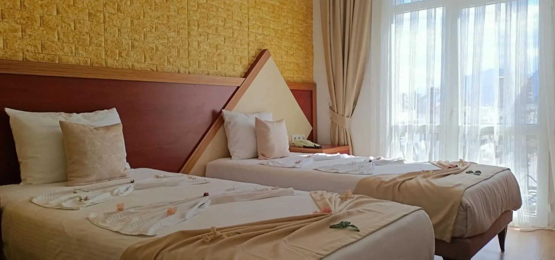 Far Life Hotel أنطاليا 3*,  تركيا